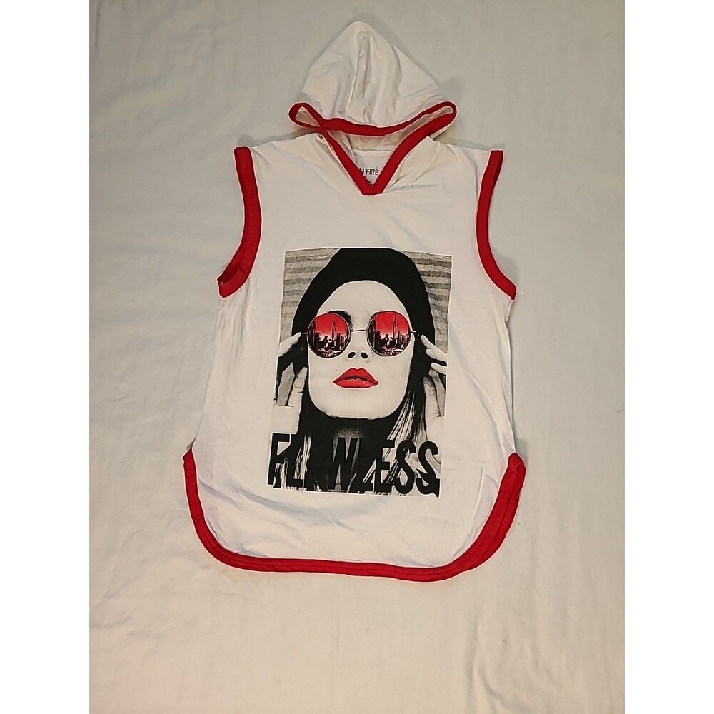 On Fire T Shirt Womens Size 1X Red Sleeveless Graphic  Girl Tee 100% Cotton